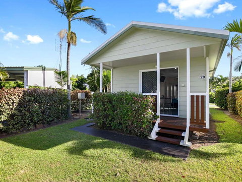 Queens Beach Tourist Village - Accommodation Batemans Bay 1