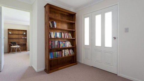 Quiet And Private Duplex - Accommodation Batemans Bay 2