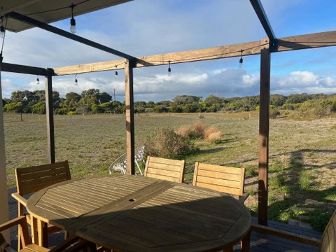 Ramblers Croft - WiFi Pet Friendly Inside - Accommodation Batemans Bay 1