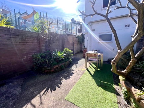 Rear Garden Suite - Accommodation Batemans Bay 2