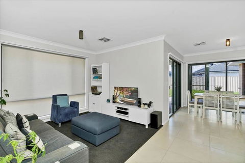 Red Gum Rise - Gateway To The Southern Highlands - Accommodation Batemans Bay 3