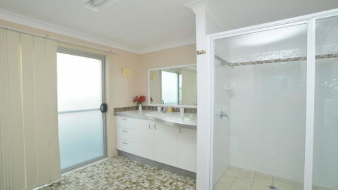 At The Beach - Lennox Head - Accommodation Batemans Bay 1