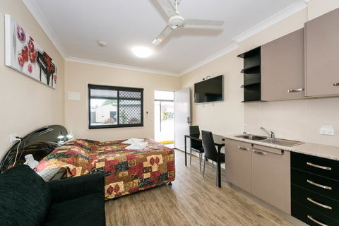 Athena Studio Units - Accommodation Batemans Bay 2