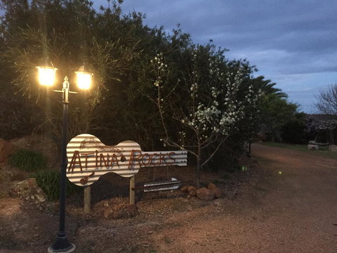 Atina Rocks Country Homestead - Accommodation Batemans Bay 2