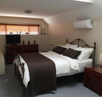 Atina Rocks Country Homestead - Accommodation Batemans Bay