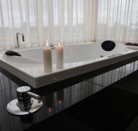 Aurora Cottages Bush Retreat - Accommodation Batemans Bay