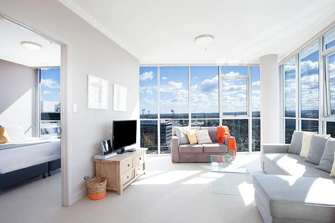 Australia Towers ShortOzstay - Accommodation Batemans Bay 0