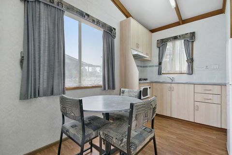 Australian Community Villages - Accommodation Batemans Bay 2