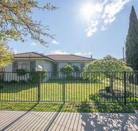 Autumn St - Trendy East Orange - Near CBD - Accommodation Batemans Bay