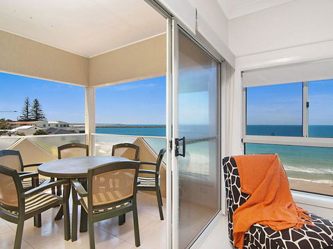 Avalon 3 - Views To Die For - Across The Road From Convent Beach - Accommodation Batemans Bay 0