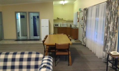 Avalon Motel - Accommodation Batemans Bay 1