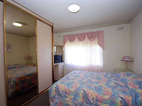 Avilla Court 1 - Accommodation Batemans Bay 1