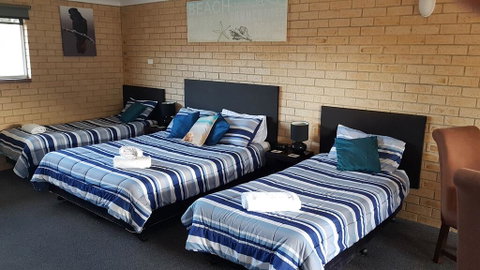 Avlon Gardens Motel - Accommodation Batemans Bay 0