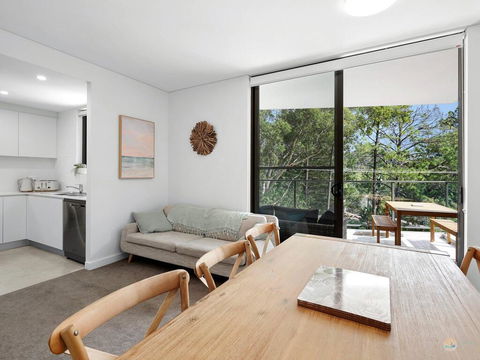 Avoca Beach Pad- 210/14-18 Cape Three Points Rd - Accommodation Batemans Bay 2