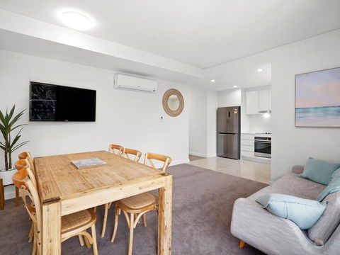 Avoca Beach Pad- 210/14-18 Cape Three Points Rd - Accommodation Batemans Bay 1