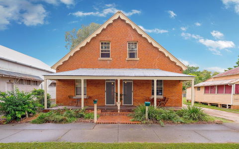 Azile 1875 Heritage Victorian Duplex - Accommodation Batemans Bay 3