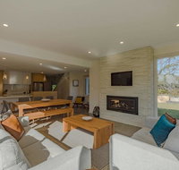 Baileys Beach House - Accommodation Batemans Bay