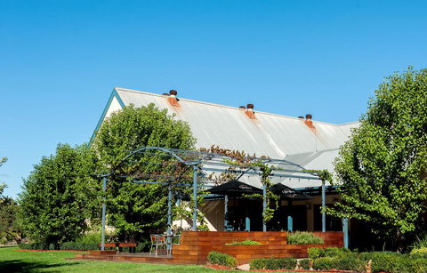 Balgownie Estate Winery Retreat & Restaurant - Accommodation Batemans Bay 2