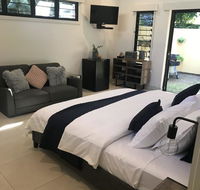Bali inspired hideaway with Tropical villa  Plunge Pool - Accommodation Batemans Bay