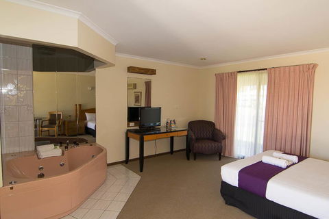 Balranald Motor Inn - Accommodation Batemans Bay 1