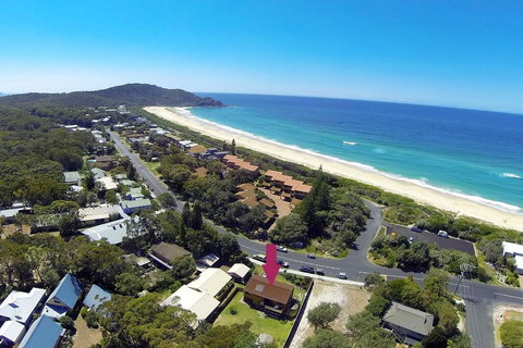 BARRELS AT BOOMERANG - Accommodation Batemans Bay 0