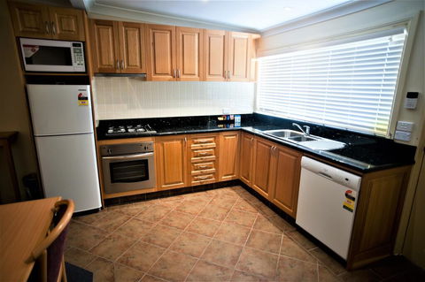 Bathurst Heritage Motor Inn - Accommodation Batemans Bay 1