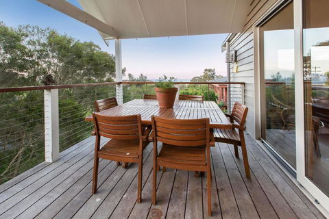 BAY VIEWS ON MANNA - DROMANA - Accommodation Batemans Bay 2