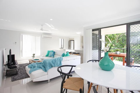 Beach Breeze Holiday House - Accommodation Batemans Bay 3