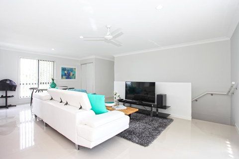 Beach Breeze Holiday House - Accommodation Batemans Bay 2