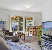 Beach Escape  Currarong - basic family accommodation - Accommodation Batemans Bay