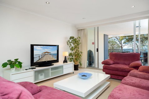 Beach House On Suttons - Accommodation Batemans Bay 2
