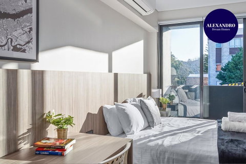 BEACH LOCATION STUDIO // CLOVELLY 4 - Accommodation Batemans Bay 0