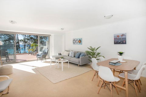 Beach Side Holiday Apartment - Accommodation Batemans Bay 1