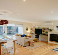 Beachcomber - Accommodation Batemans Bay