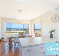 Beachfront Living - Accommodation Batemans Bay