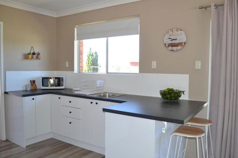 Rio Rita Ocean View Apartments - Accommodation Batemans Bay 3