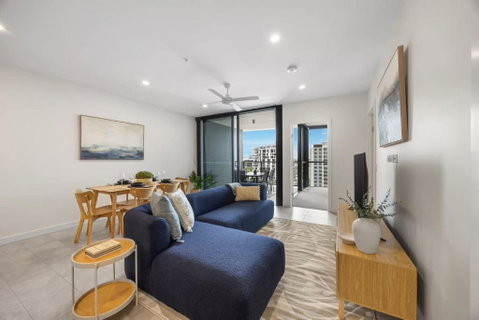 Rivello Apartments - Free Secure Car Park, 6km To City, Ferry Terminal, Eat Street, Rooftop Pool, Sauna, Portside Dinning - Accommodation Batemans Bay 2