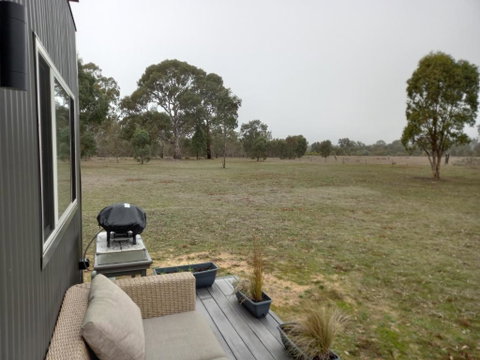 Redman View Luxury Lakeside Cabin - Accommodation Batemans Bay 3