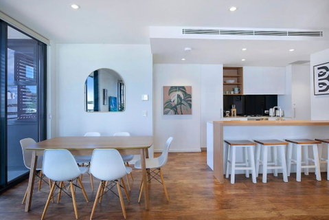 Regatta Hideaway - A Breezy Balcony Residence - Accommodation Batemans Bay 2