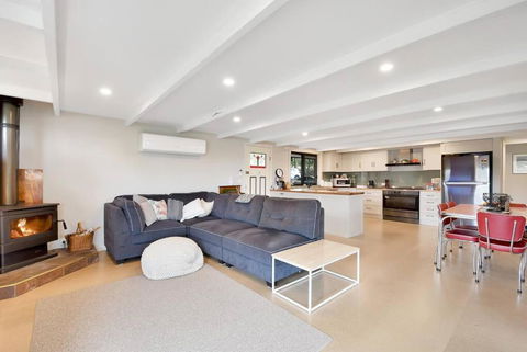Relax At Goughs Bay - Accommodation Batemans Bay 2