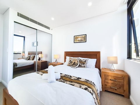 Relaxing 1BR W Pools & SPA, Gym In Olympic Park - Accommodation Batemans Bay 0