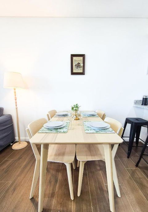 Relaxing 1BR W Pools & SPA, Gym In Olympic Park - Accommodation Batemans Bay 2