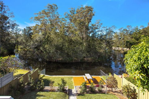 Renovated Coastal Getaway With Water Views - Accommodation Batemans Bay 0