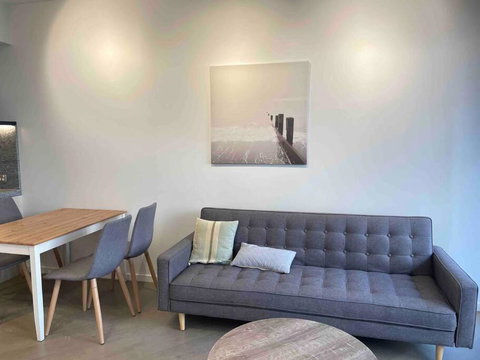 REST COLLECTION Studio At Fawkner Residences - Accommodation Batemans Bay 1