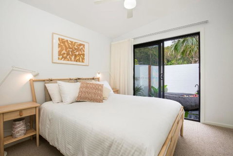Rest Pet Friendly With Outdoor Bath 3 Mins Walk To Beach - Accommodation Batemans Bay 3