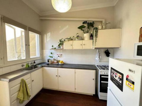 Retro Apt 6 Mins To Victoria Quay - Accommodation Batemans Bay 1