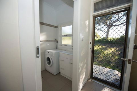 River Panorama Beach House - Accommodation Batemans Bay 1
