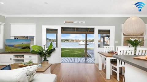 River Shack - Accommodation Batemans Bay 0