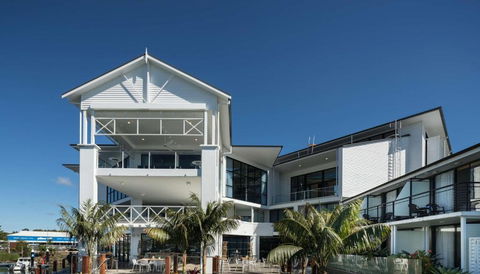 Sails Port Macquarie By Rydges - Accommodation Batemans Bay 1