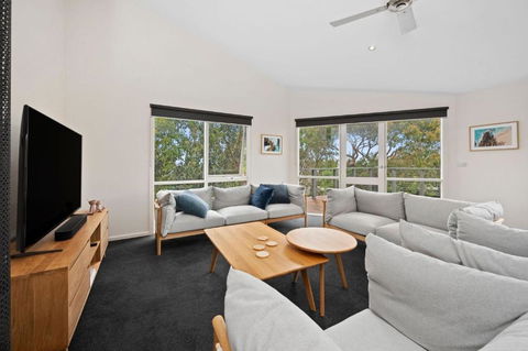 Roadknight Ocean Road View 236 - Accommodation Batemans Bay 1